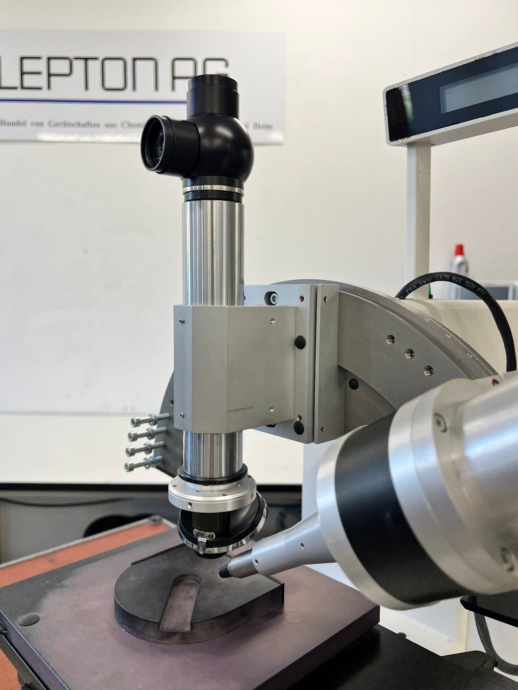 Accessori da laboratorio: Plasmos SD-2302 Ellipsometer – Usato da Niederdorf venduto da LeptonAG_Labor 1