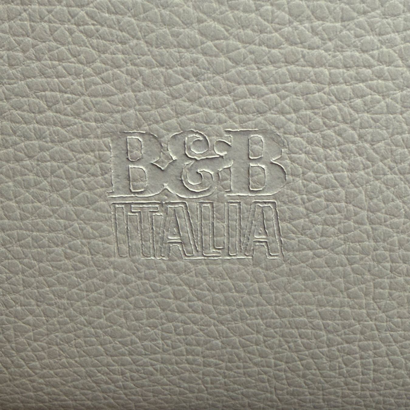 B&B Italia Poltrone: Lot 2 Fauteuils B&B Italia, THEO. – Usato da Cormondrèche venduto da Mobilier.Design 6