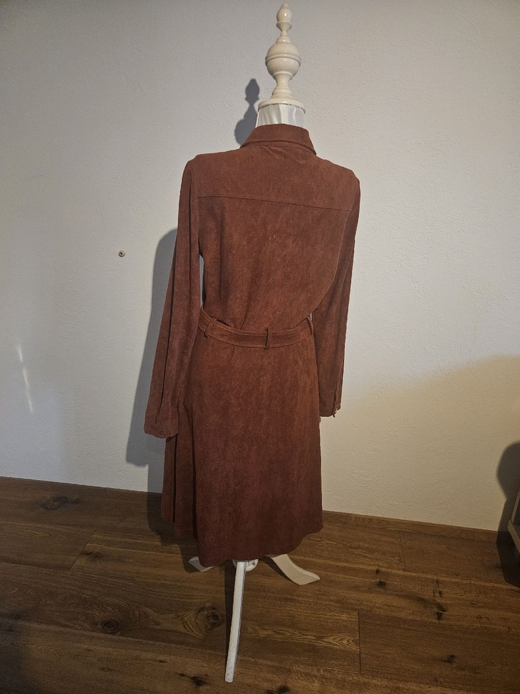 C&A Vestiti: Trendiges Kleid in Wildlederoptik, Grösse 40 – Usato da Bern venduto da TroeS 1