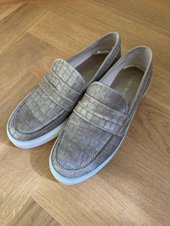STUART WEITZMAN LOAFERS, GR. 39, SUPER BEQUEM, WIE NEU!