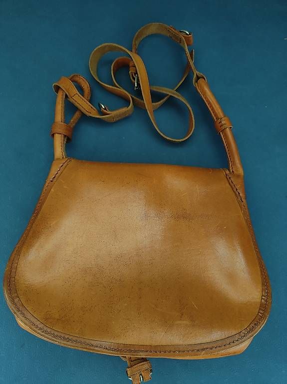 Borse da donna: Handtasche Echtleder – Usato da Flüelen venduto da pri_7p8g 2