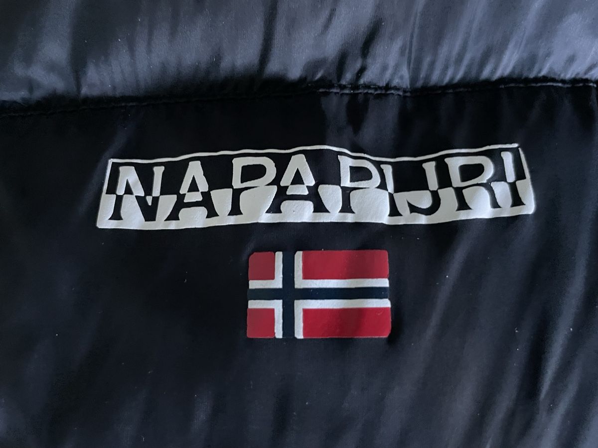 Napapijri Giacche: Daunenjacke Napapijri – Usato da Chur venduto da Principessa99 1