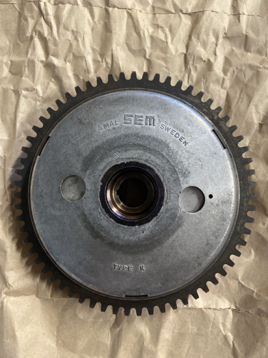 Aprilia Tutti i ricambio per moto: Aprilia Rotax 123 Flywheel – Usato da Grenchen venduto da Motorini