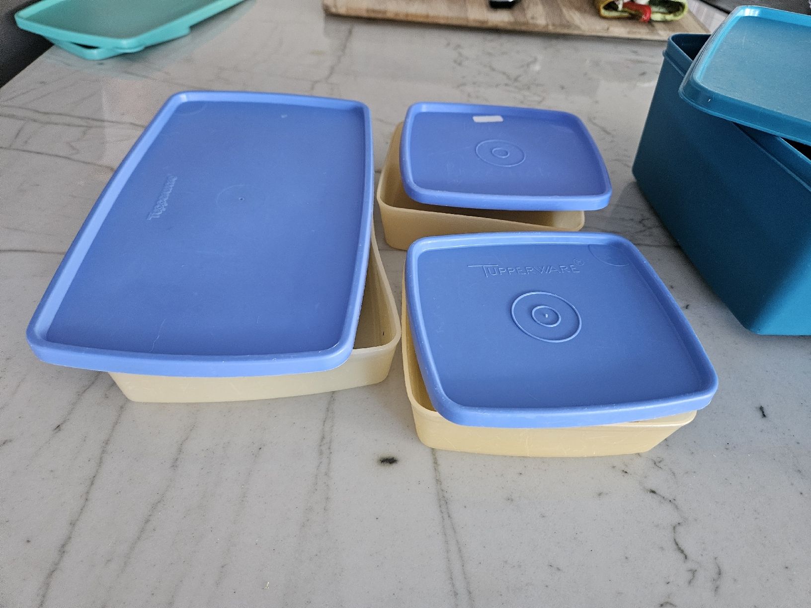 Tupperware Contenitori & Simili: Tupperware Set, verschiedene Grössen – Usato da Kloten venduto da Tacha_gb 2