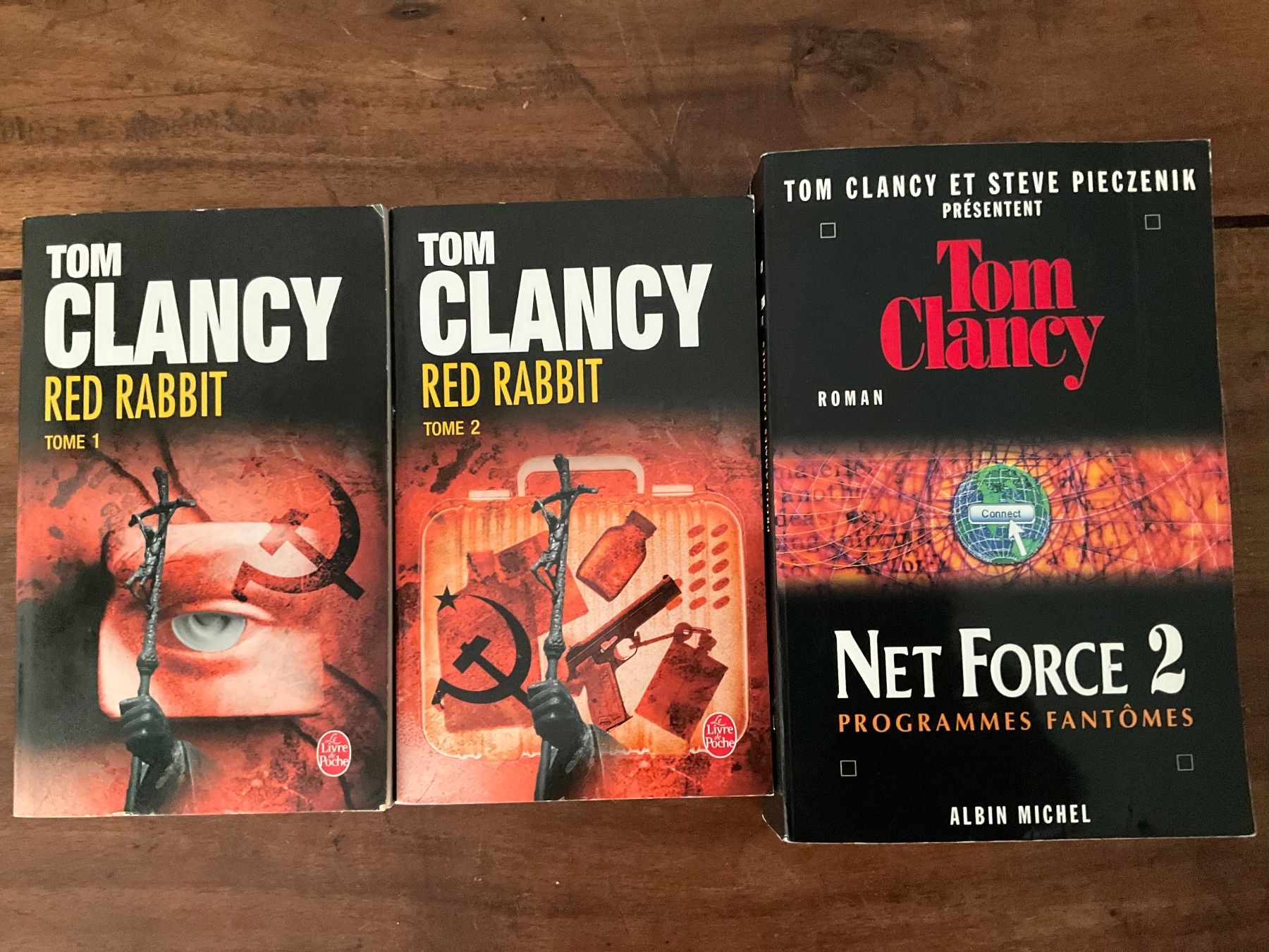 Livres: Lot de livres Tom Clancy Red Rabbit et Net Force 2 – D'occasion à Avenches par Lactobacille