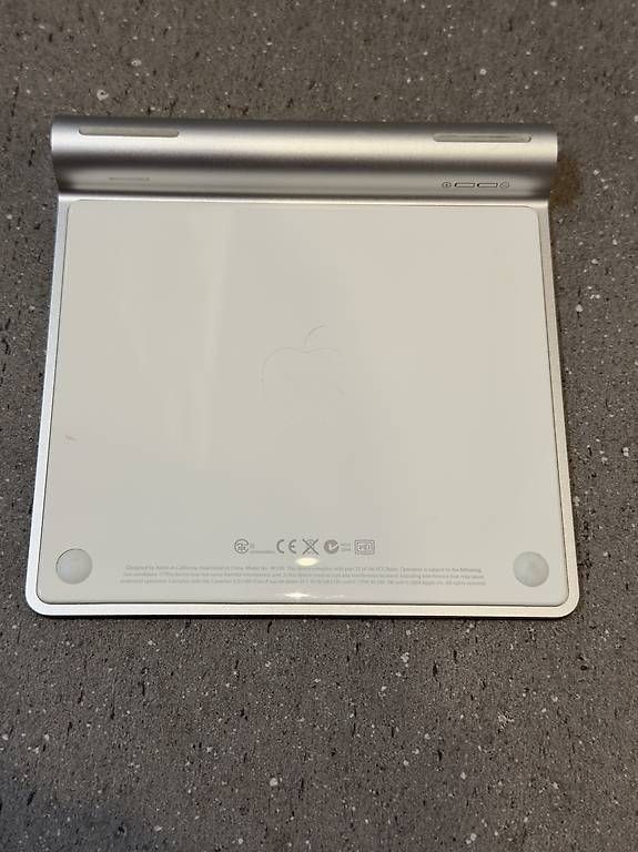 Mouse: Apple Magic Trackpad  wireless touchpad – Usato da Paradiso venduto da andrealugano 2