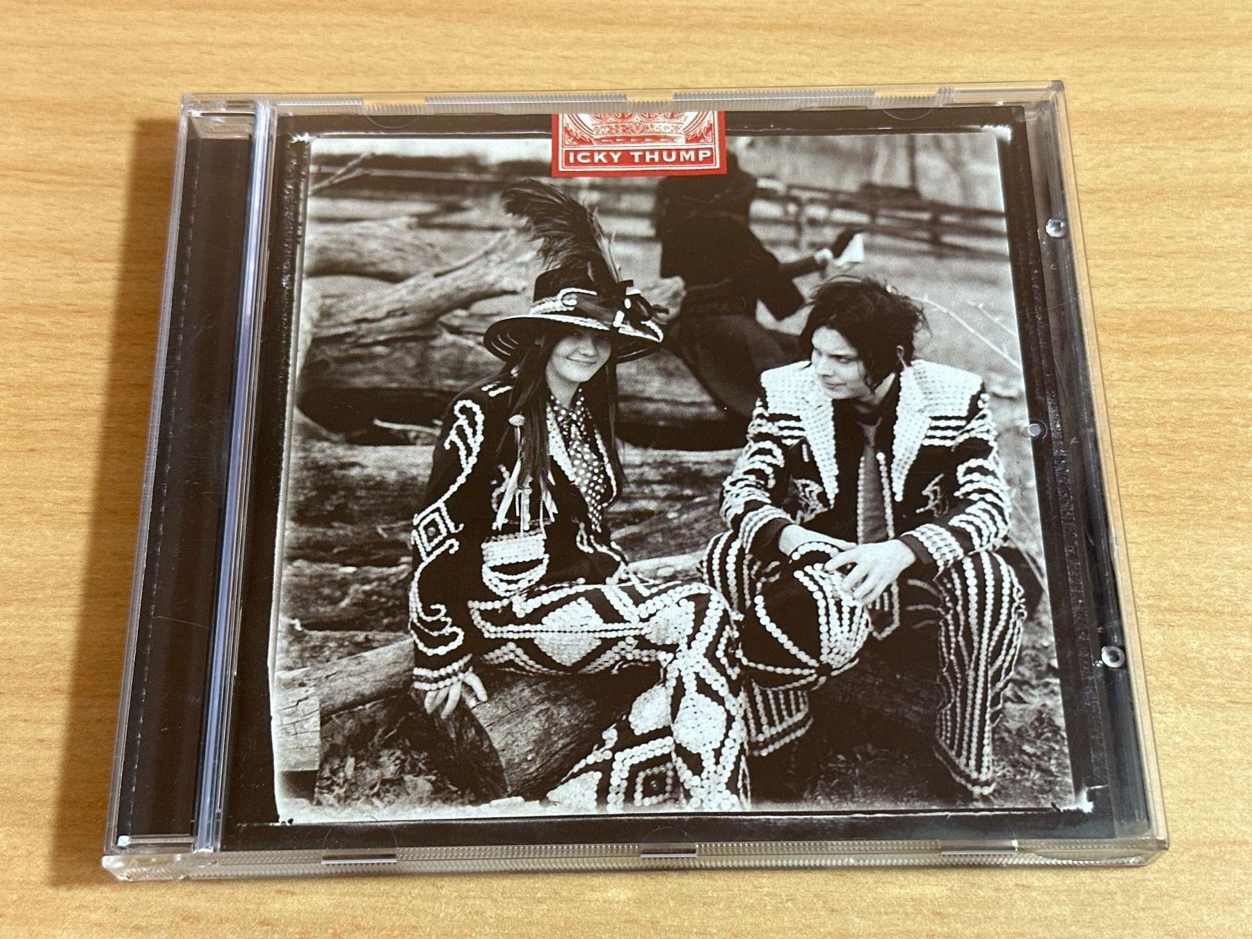 CD: The White Stripes – Icky Thump – Usato da Rikon im Tösstal venduto da Alpenmutz