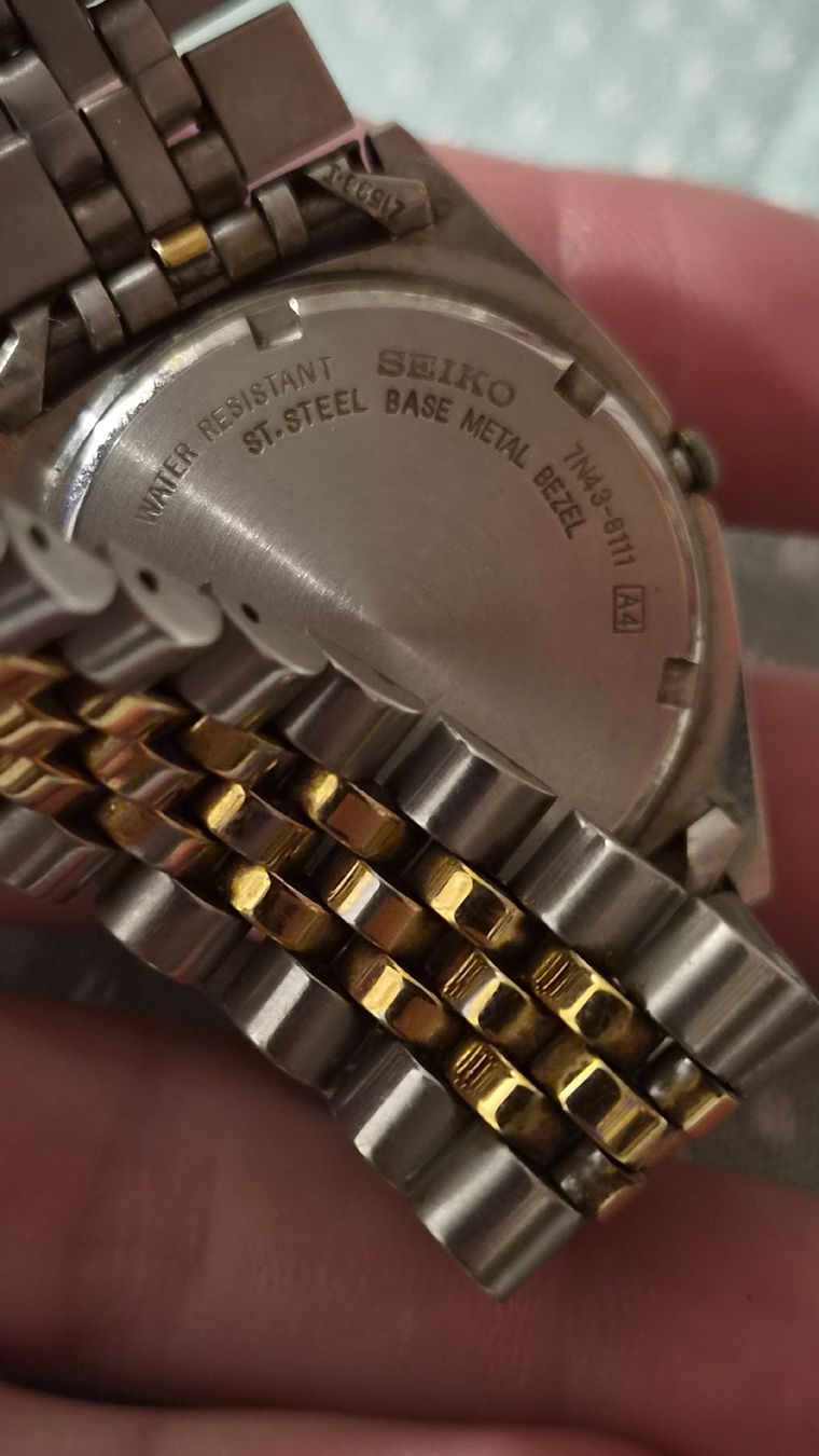 Seiko Orologi: Seiko Quarzuhr  – Usato da Kölliken venduto da Upcycling-by-Mc-TAM 3
