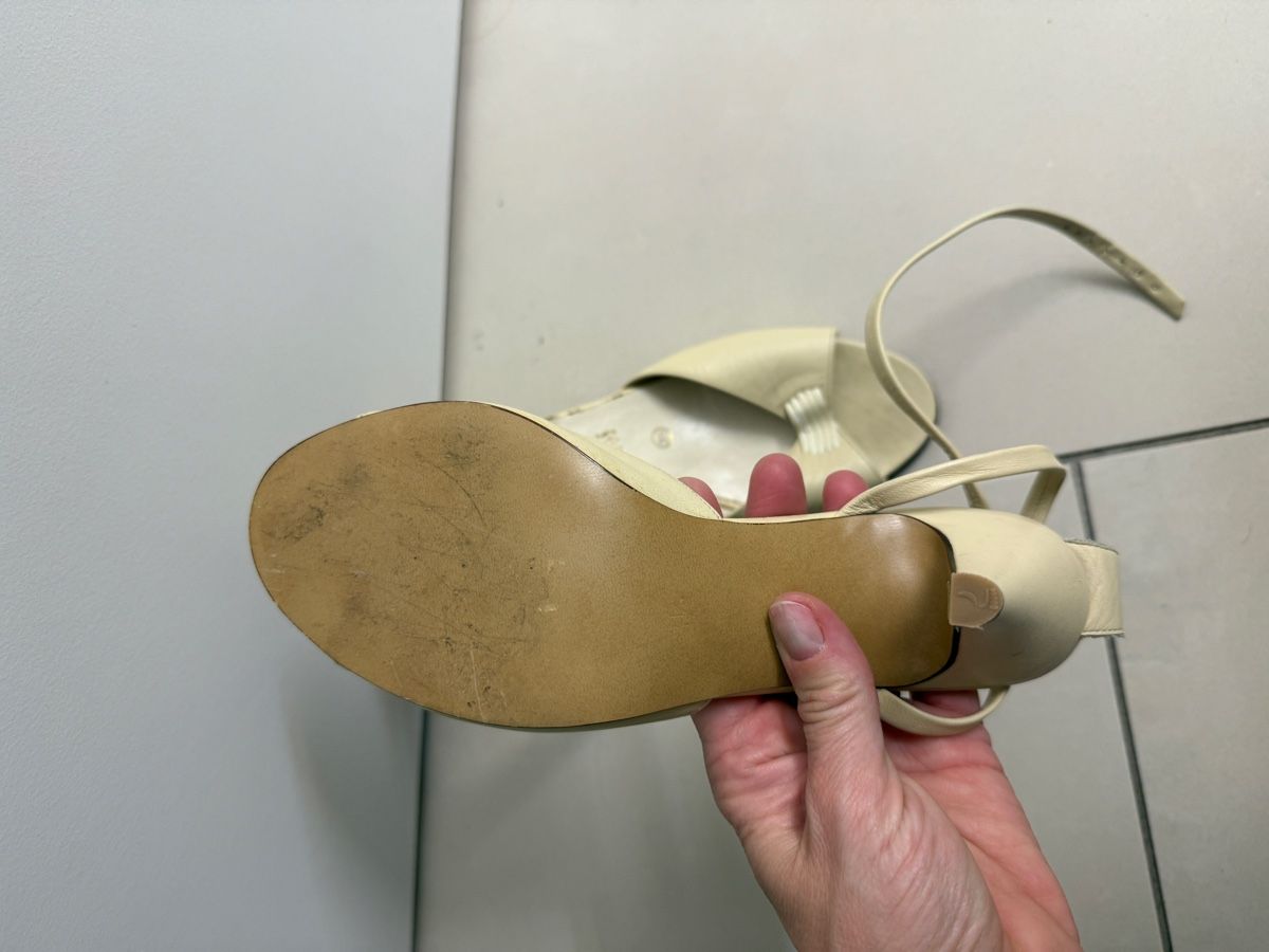 Damenschuhe: Vintage Sandalen – Gebraucht aus Neerach von the_modern_mini 2
