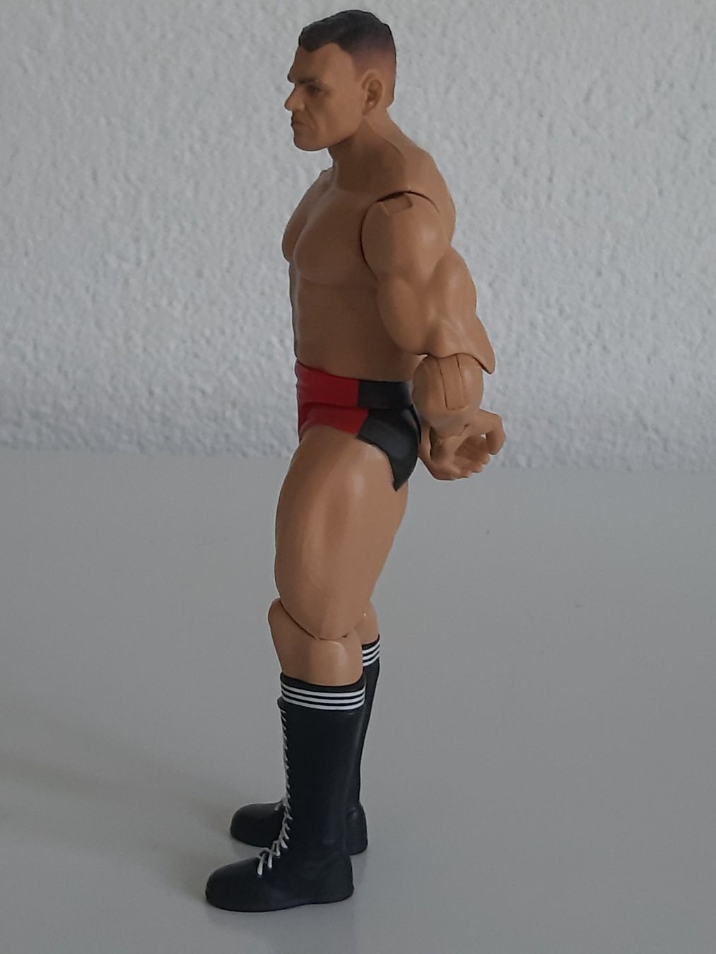 WWE Statuette: WWE Basic Series Figure - Gunther 2022 – Usato da Buchs SG venduto da Bray_Law 1