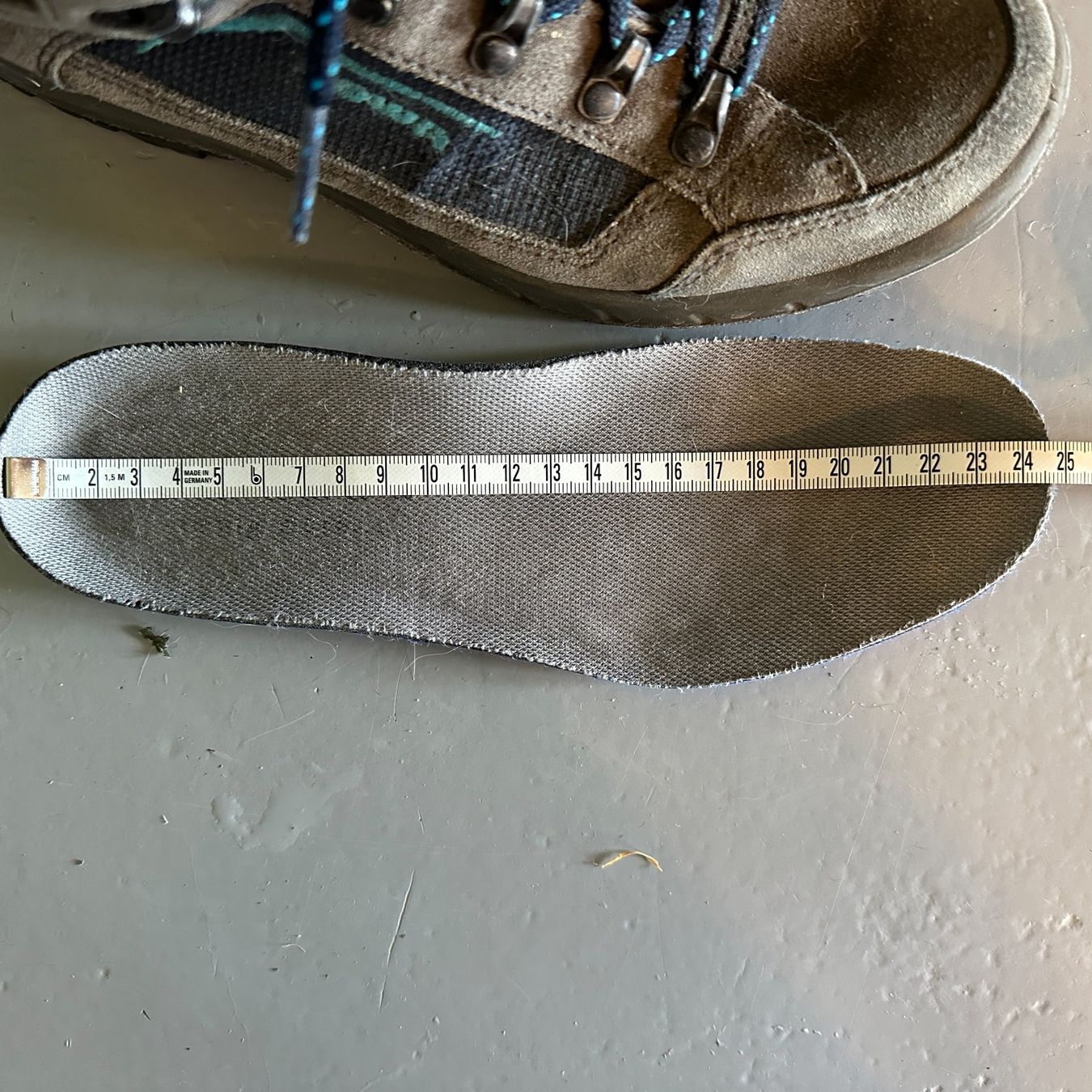 Lowa Damenschuhe: LOWA Wanderschuh Gr. 38 / 38.5 – Gebraucht aus Tägertschi von TheChange 6