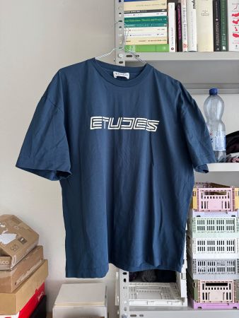 2x Etudes T-Shirt Blau Gr. L - Top Zustand für den Sommer!