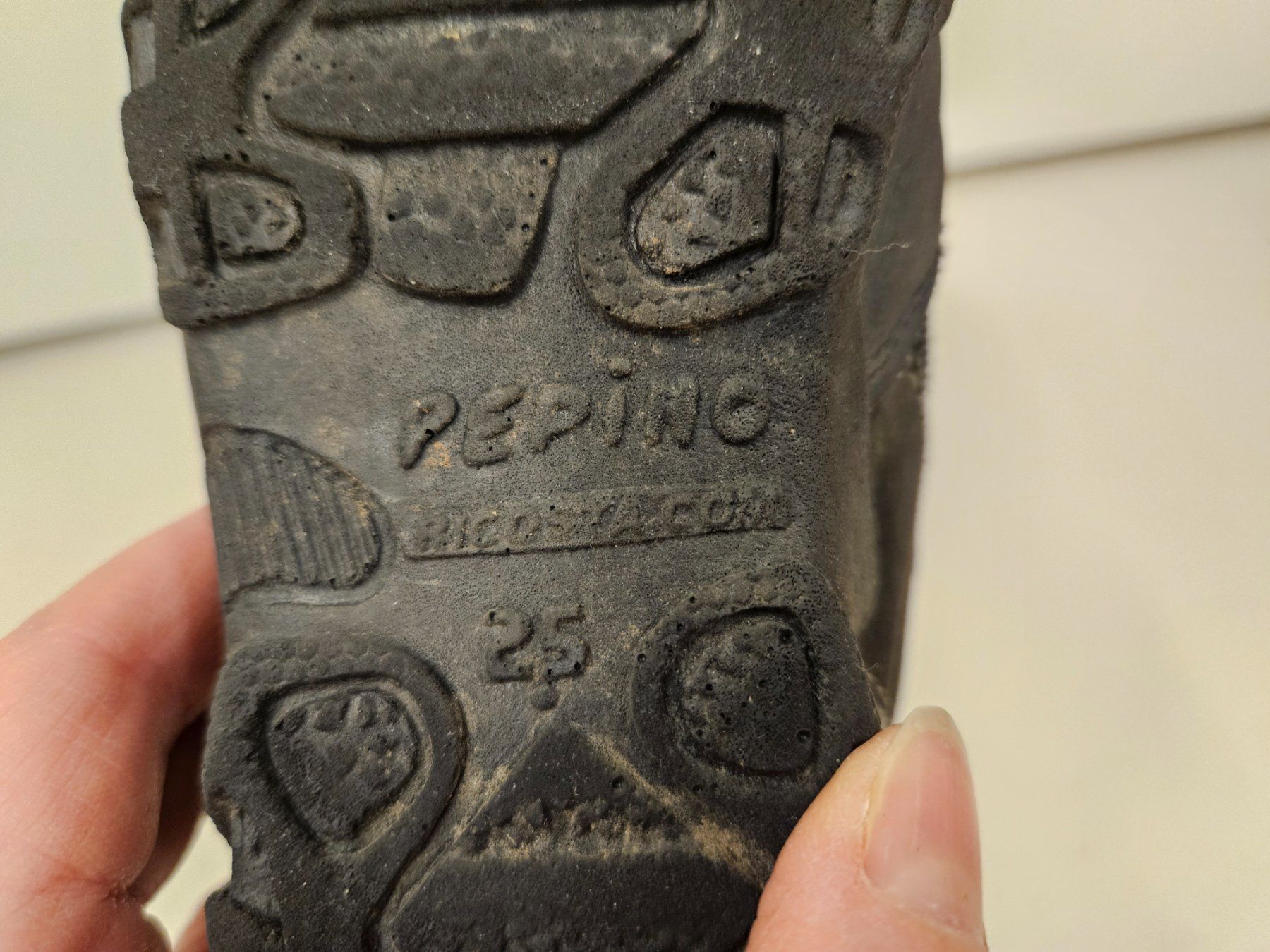 Scarpe per ragazzi: Winterstiefel Gr. 25 von Pepino – Usato da Herrliberg venduto da Jummi 6