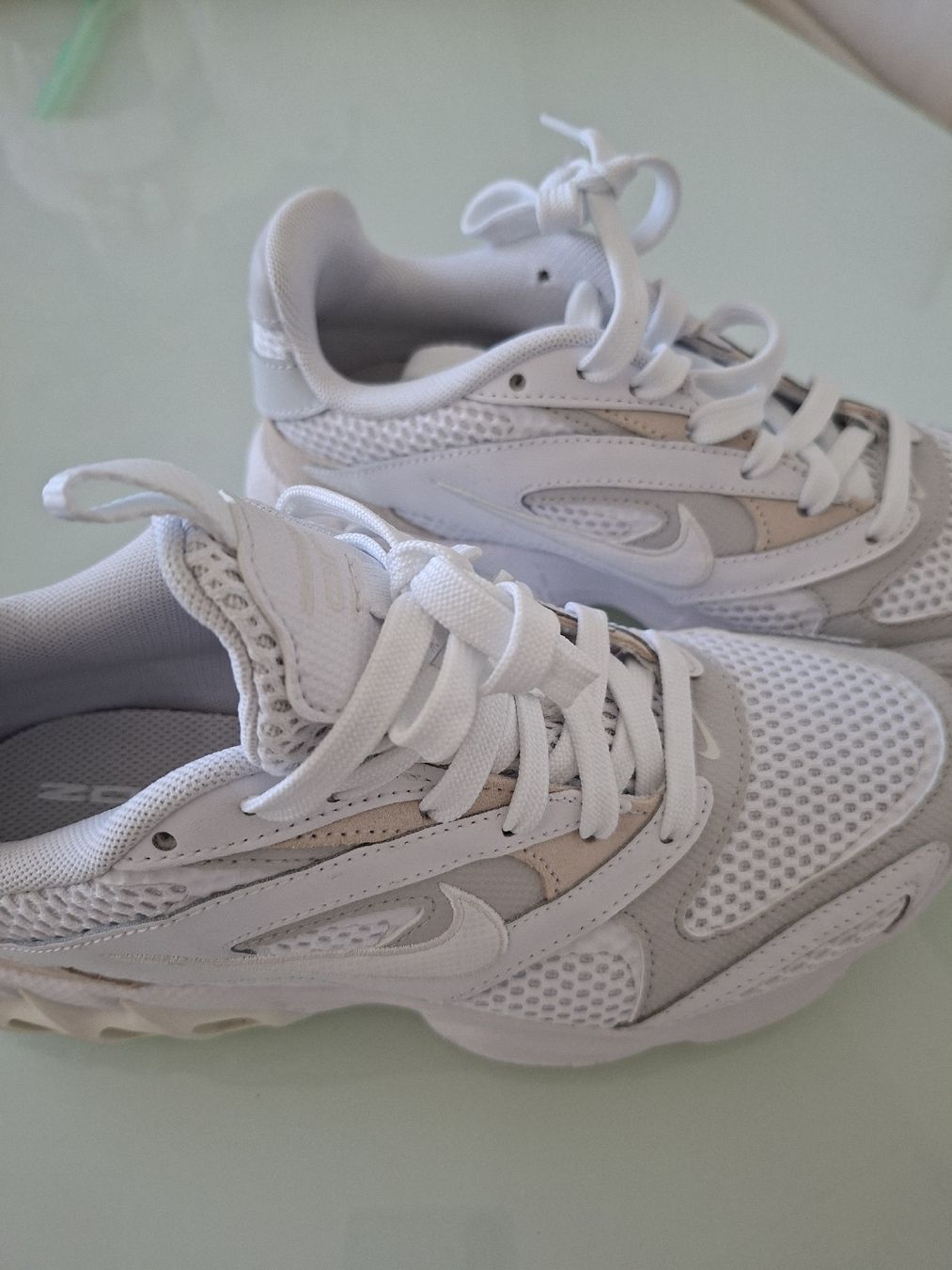 Nike Damenschuhe: Nike Air Zoom, blanche, pointure 37.5, – Gebraucht aus Renens VD von ser_j2fn 2