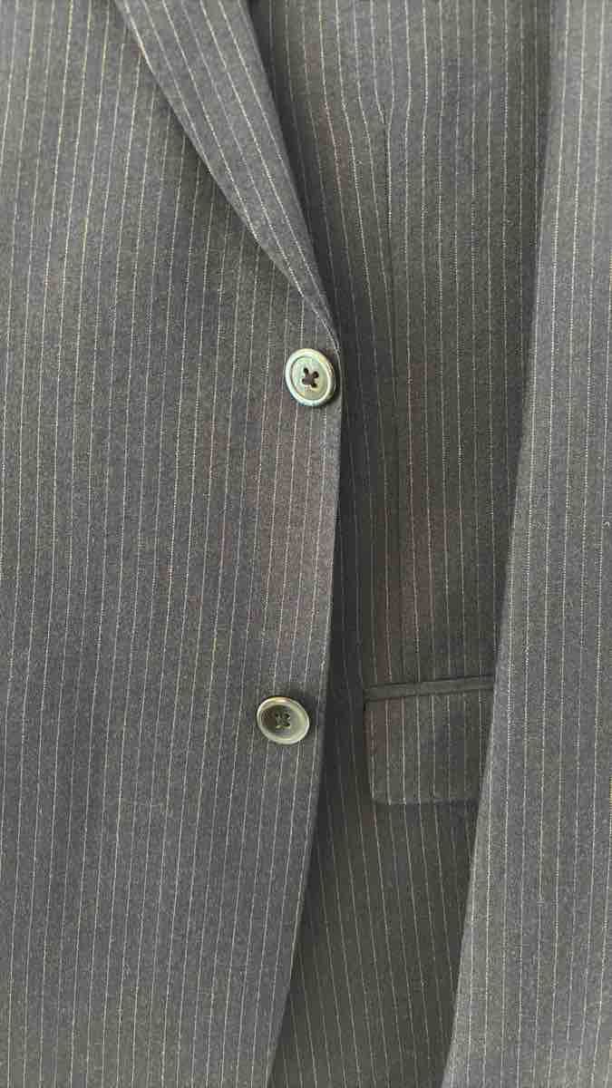 Completi, tute sportive e funzionali: Aristoteli Bitsiani Pin Stripe Suit, Blue – Nuovo (secondo la descrizione) da Zürich venduto da janders 1