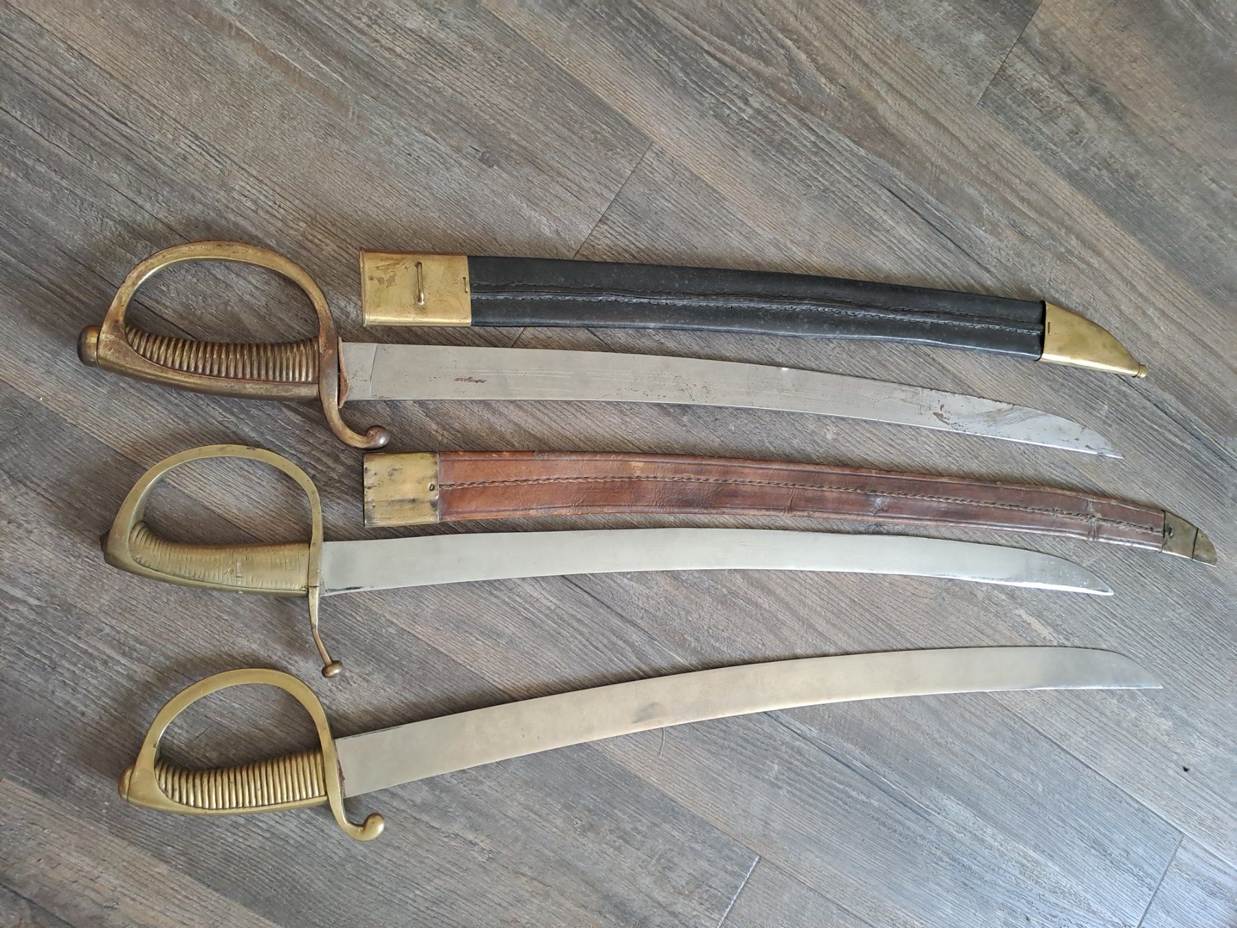 Stichwaffen: 3x Säbel – Gebraucht aus Landschlacht von 787878