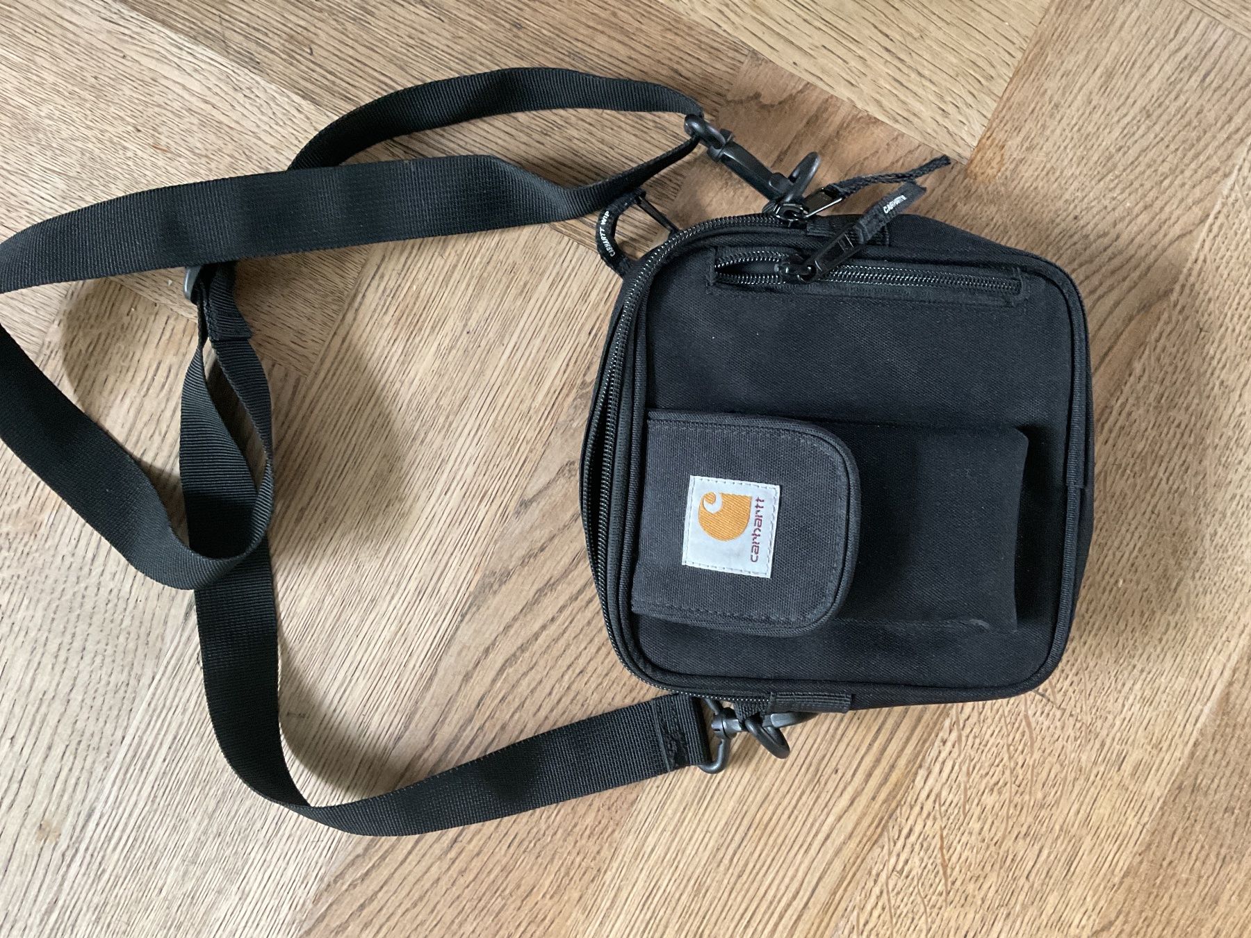 Carhartt Borse: Carhartt Umhängetasche Schwarz – Usato da Basel venduto da cme03 3