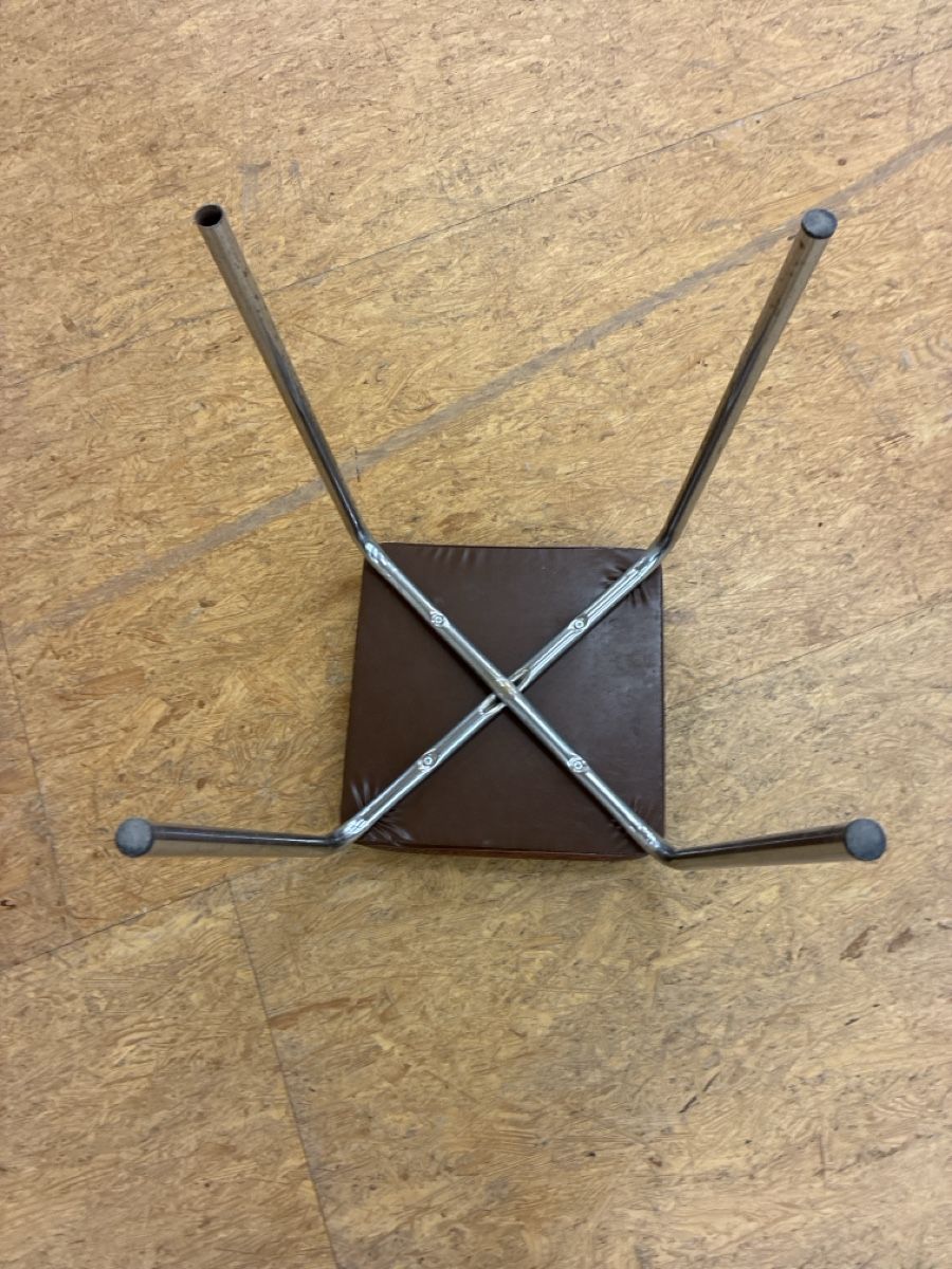 Sgabelli: Vintage Hocker / Sitzhocker mit braunem Kunstlederbezug – Usato da Murgenthal venduto da casatualiq 5
