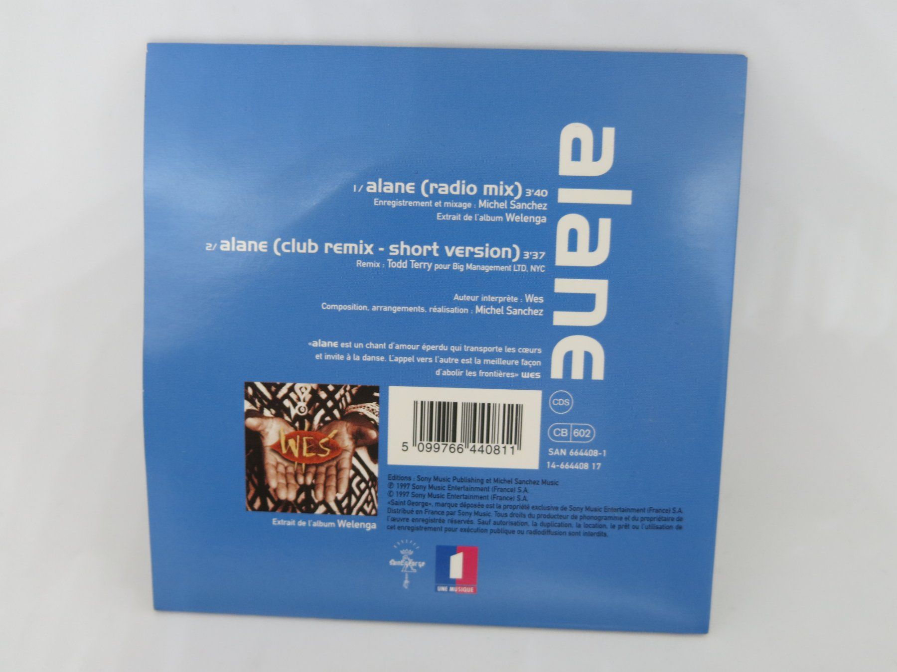 CD: 2 CDs: Wes – Welenga (Conscience Universelle) + Single alane – Usato da Ernetschwil venduto da luisvonerni 2