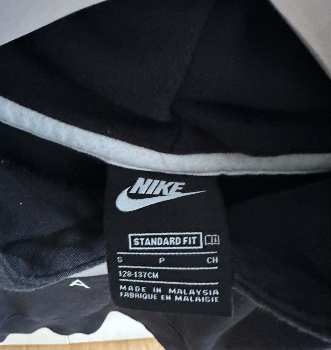 Nike Pullover & Sweatshirts: Crop Hoodie Nike – Gebraucht aus Dürrenroth von tvy_bh56 1
