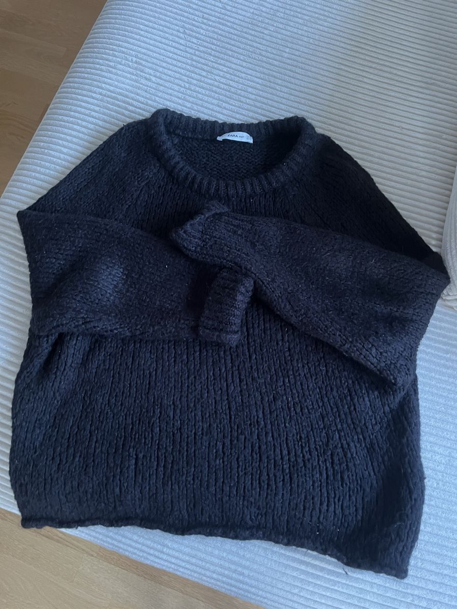 Zara Maglioni & Felpe: Schwarzer Strickpullover von Zara Knit, Grösse M – Usato da Abtwil SG venduto da and_8tpy