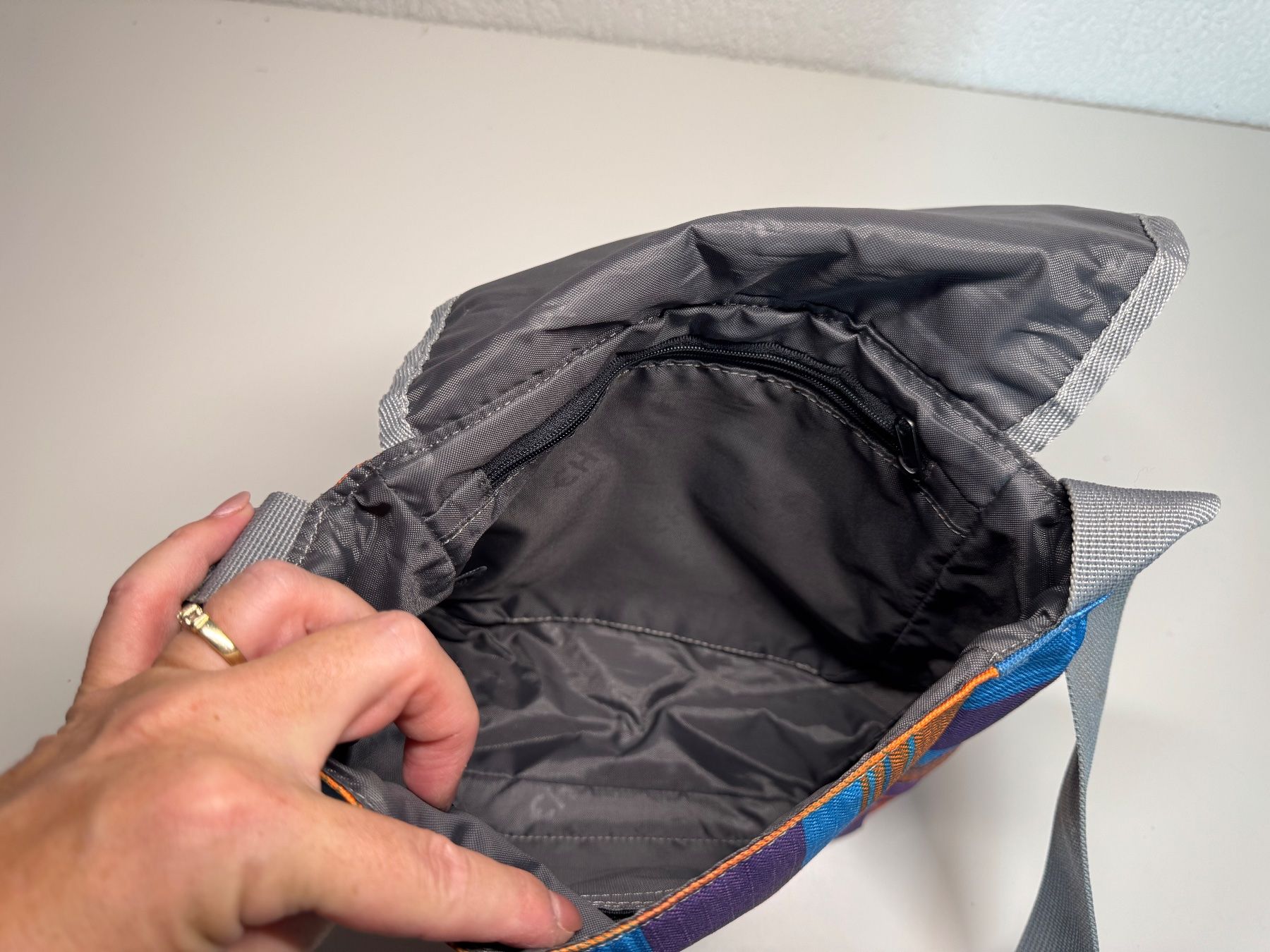 Chiemsee Borse: Bauchtasche Smart von Chiemsee – Usato da Grosswangen venduto da shoes.bags.and.co 6