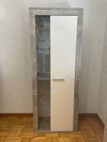 Assortiment: buffet et petite armoire de salon avec étagère