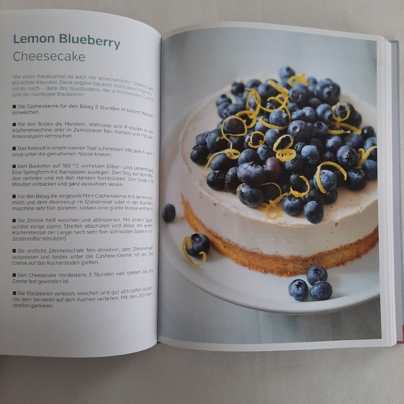 Libri: Clean Baking Kochbuch: Natürlich backen - neu. – Nuovo e nell'imballaggio originale da olten venduto da Laterne50 8