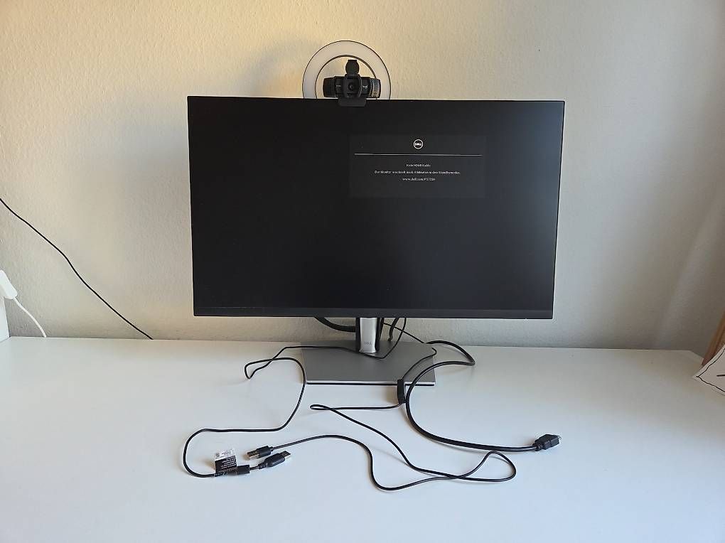 Monitore: Home Office Set (Monitor, Webcam) – Gebraucht aus Zürich von Le1