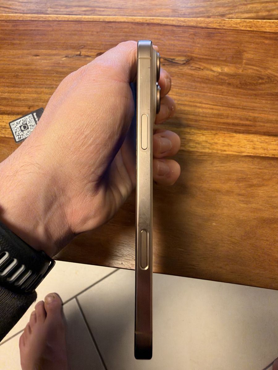 Apple Telefoni cellulari / Smartphones: Iphone 16 Pro Max 256gb – Usato da Urdorf venduto da nmarti23 1