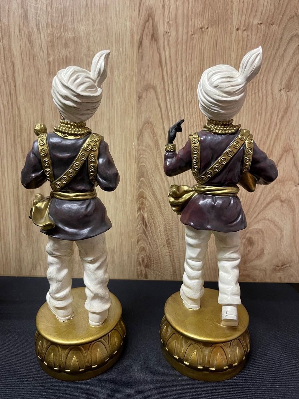 Toutes les décorations: 2 hübsche Deko-Figuren – D'occasion à Dübendorf par Crioula 1