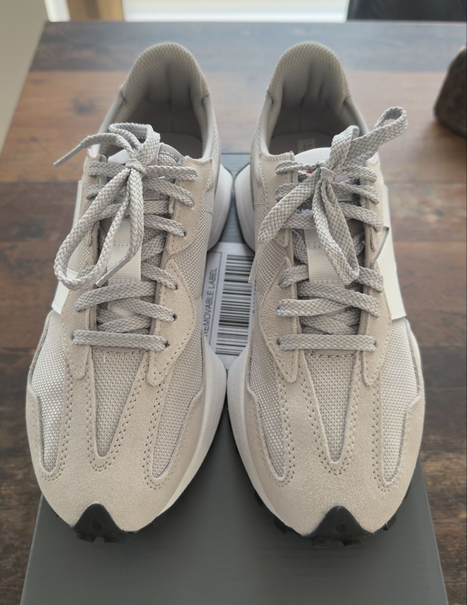 New Balance Scarpe da uomo: New Balance 327  – Nuovo e nell'imballaggio originale da Zizers venduto da Silvio_Grischa71