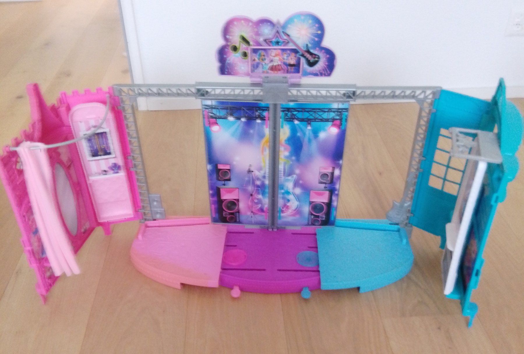 Bambole: Mattel Barbie Popstar Bühne – Usato da Wohlen AG venduto da salamanderspielwaren 1