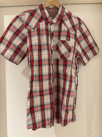 Cropp shirt, size M, short sleeve, perfect for summer days