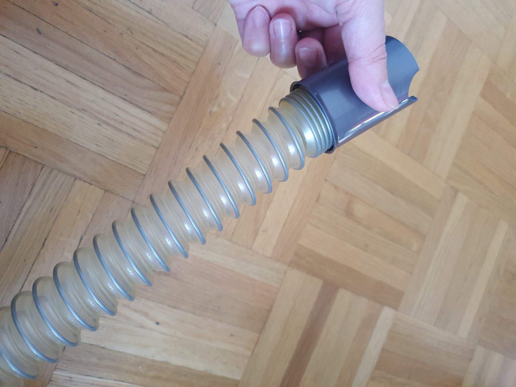 Dyson Aspirapolveri & Accessori: Flexible tube Dyson – Usato da Prilly venduto da RoDyRe 1