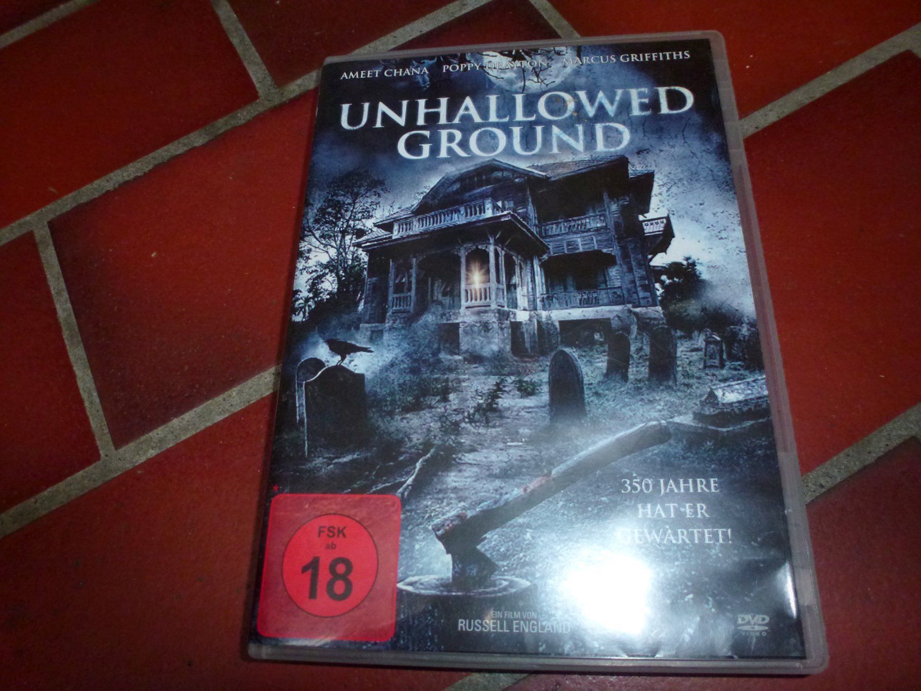 Tutti i DVDs: Unhallowed Ground DVD – Usato da Olten venduto da Disc-Verkauf
