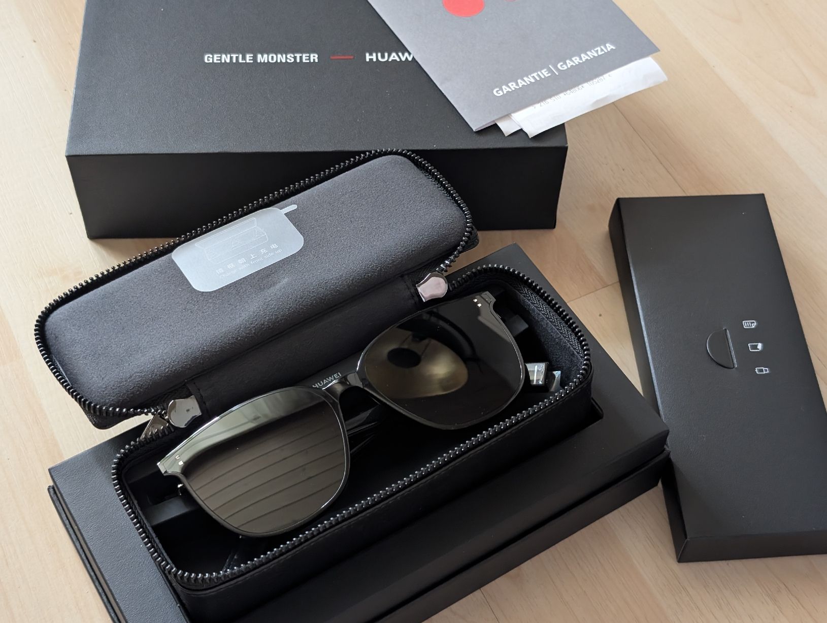 Huawei Occhiali & Lenti: Huawei Gentle Monster smart glasses – Nuovo (secondo la descrizione) da Hägendorf venduto da Flashman 1