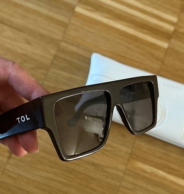 Occhiali & Lenti: Sonnenbrille – Usato da Zürich venduto da emilia77 2