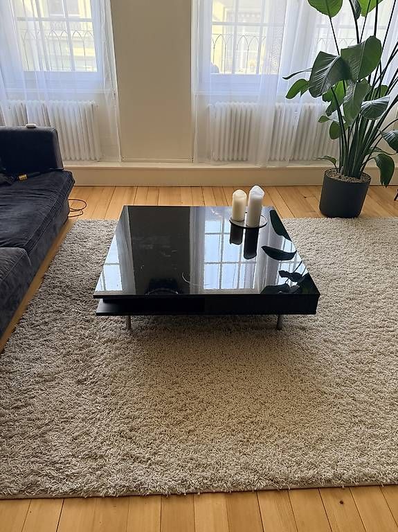 Tavoli: Sofa Beistelltisch – Usato da Bern venduto da Cube88