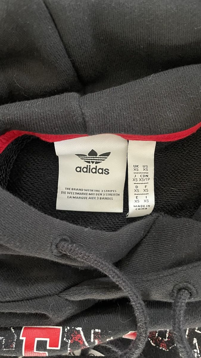 Adidas Maglioni & Felpe: Sweat à capuche Adidas – Usato da Cortaillod venduto da seba15 3