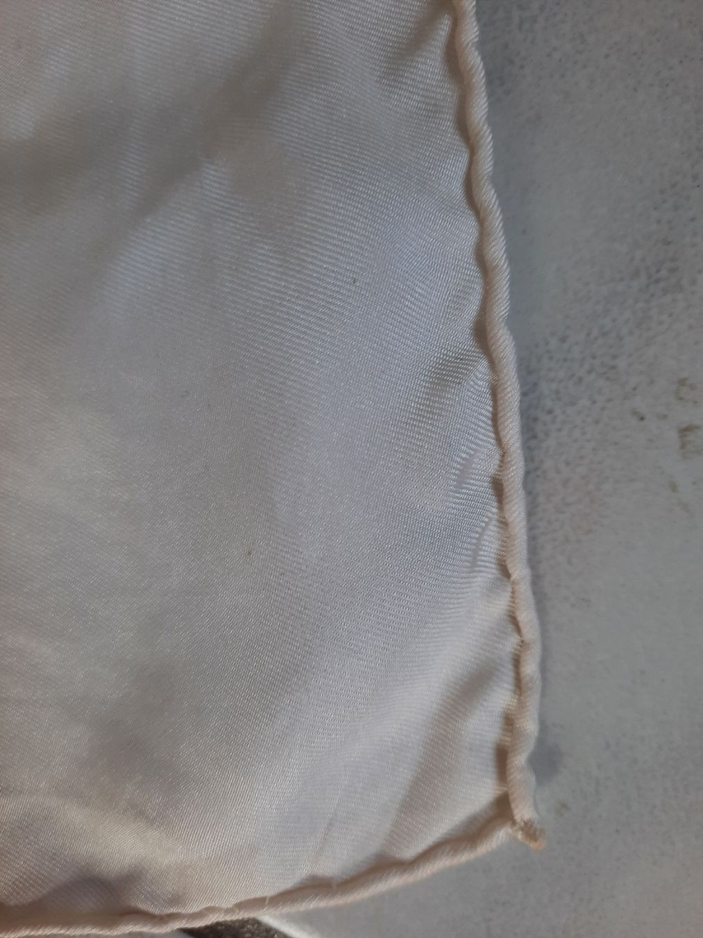Foulards & écharpes: FOULARD,  BERNARD BUFFET 61 , en SOIE – D'occasion à Le Locle par marylise01 3