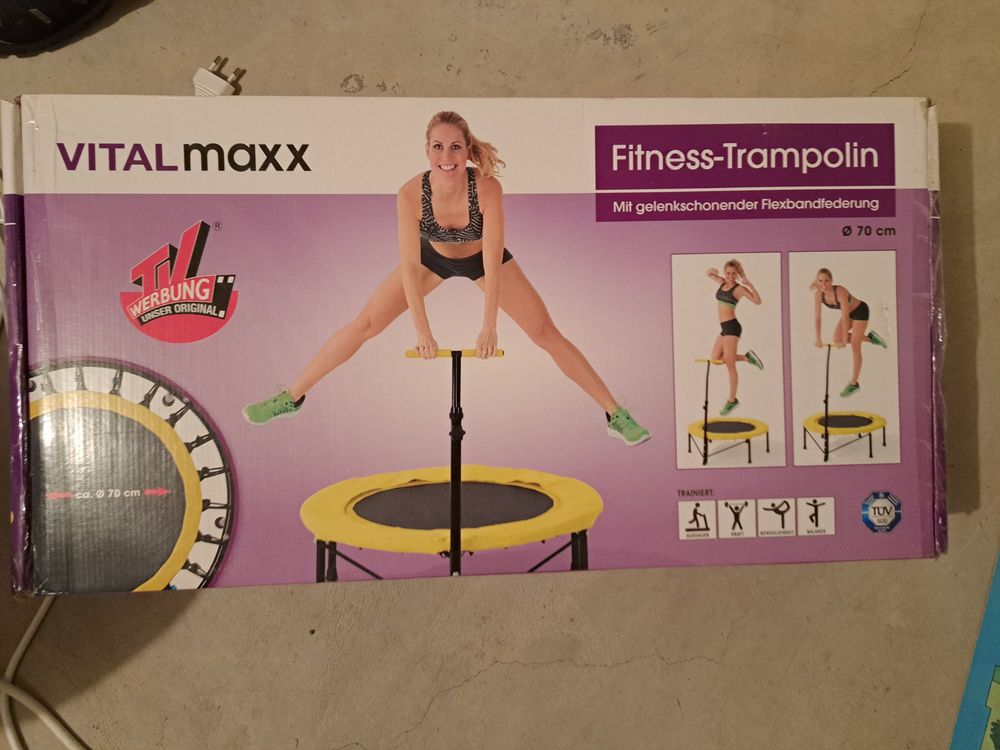 Fitness Trampolin mit Stange 4