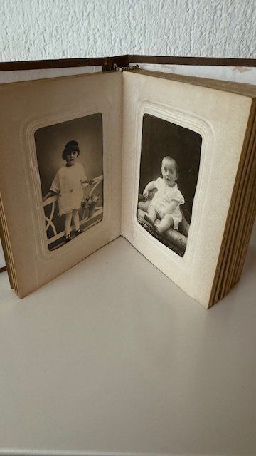 Album: Fotobuch Antik – Usato da Kriens venduto da Andia63