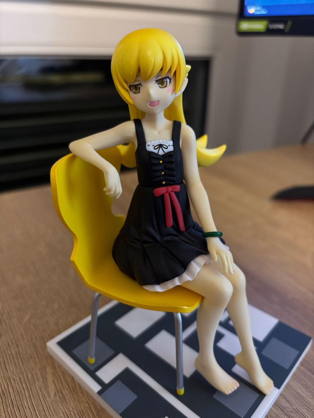 Statuette: Figur Monogatari Series: Shinobu Oshino – Usato da Erlinsbach SO venduto da Rice_Guy
