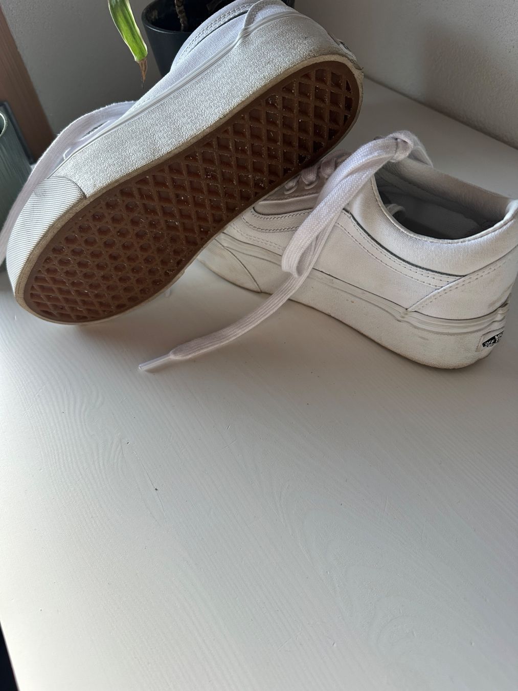 Vans Damenschuhe: Vans Sneaker, Grösse 36.5 – Gebraucht aus Müstair von V.Sara 1