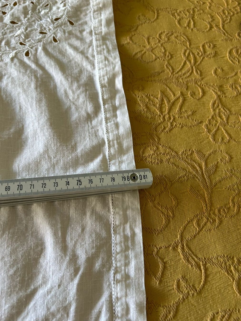 Altra biancheria da tavola: Tovaglia bianca 80x72 cm – Usato da Melano venduto da H-Sara 2