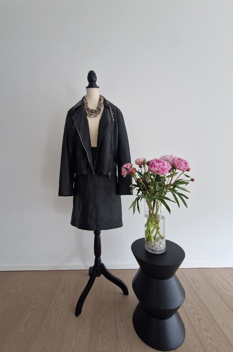 Maddison Gonne: MADDISON Jupe Echtleder 100% Gr. 40 – Nuovo (secondo la descrizione) da Horgen venduto da akkohappyshopping 2