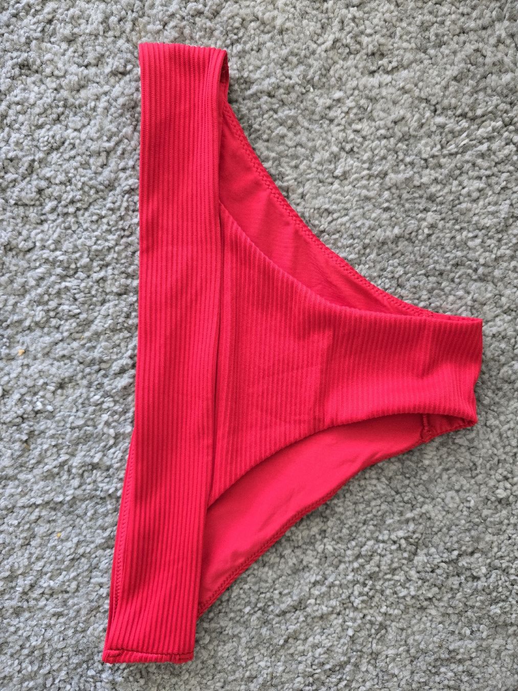 H&M Costumi da bagno & Bikini: Bikini H&M Rot Grösse 38 Neu  – Nuovo (secondo la descrizione) da Dietikon venduto da Kaska2020 1