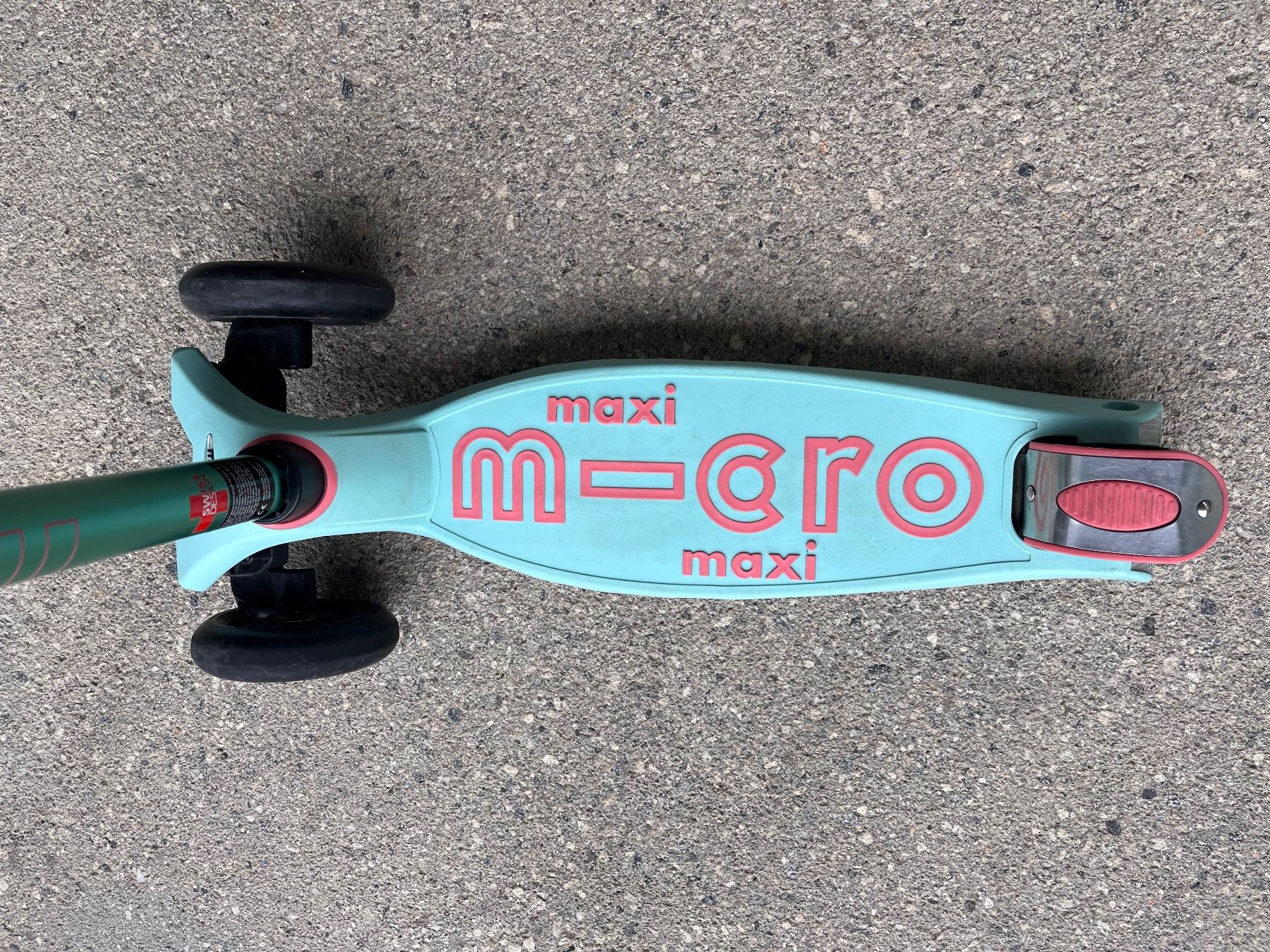 Micro Kickboard: Scooter / Trottinett: Maxi Micro Deluxe, Mint – Usato da Nendeln venduto da look4you 4