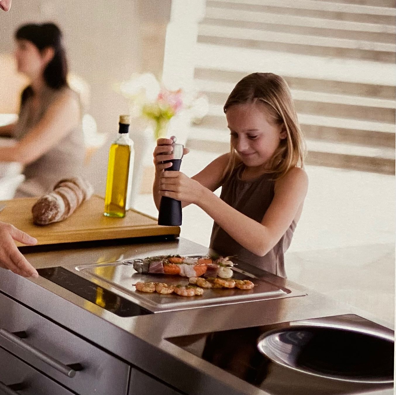 Electrolux Cucine: Outdoorkitchen m Induktionswok Teppan GlaskeramikBackofen – Nuovo (secondo la descrizione) da Bremgarten AG venduto da 2N1 8